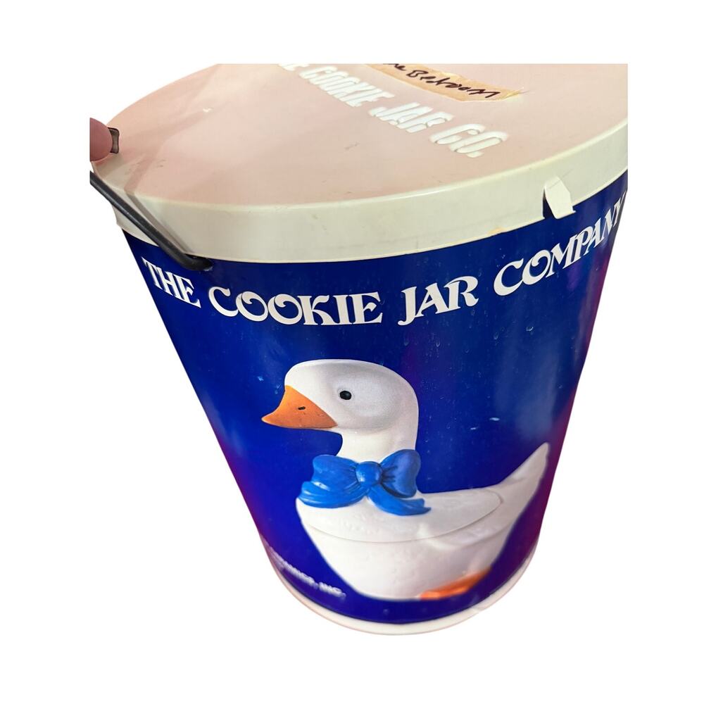 Goose‎ The Cookie Jar Company  canister only